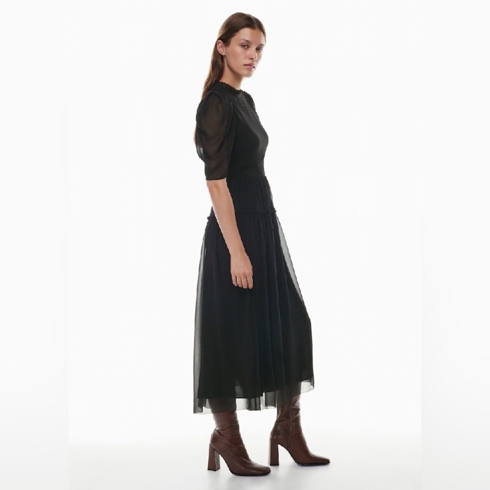 New Aritzia Wilfred Parlour Chiffon fit-and-flare maxi dress